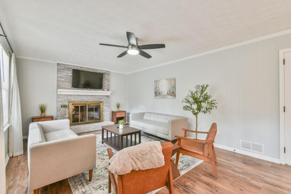 Cozy Home With Arcade, Ping Pong & Fenced Backyard Lawrenceville Εξωτερικό φωτογραφία