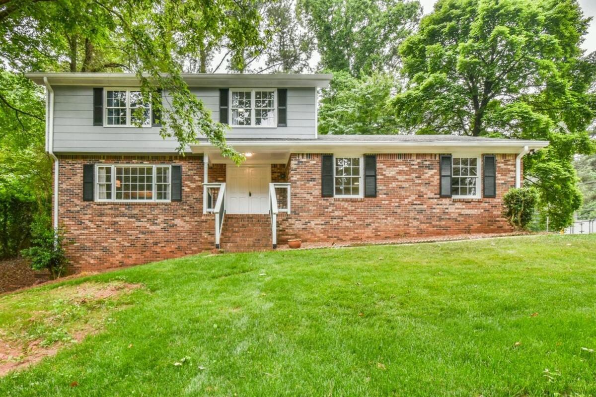 Cozy Home With Arcade, Ping Pong & Fenced Backyard Lawrenceville Εξωτερικό φωτογραφία